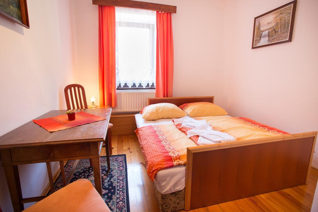 Guest House Gostisce Gacnk V Logu Cerkno Rom bilde