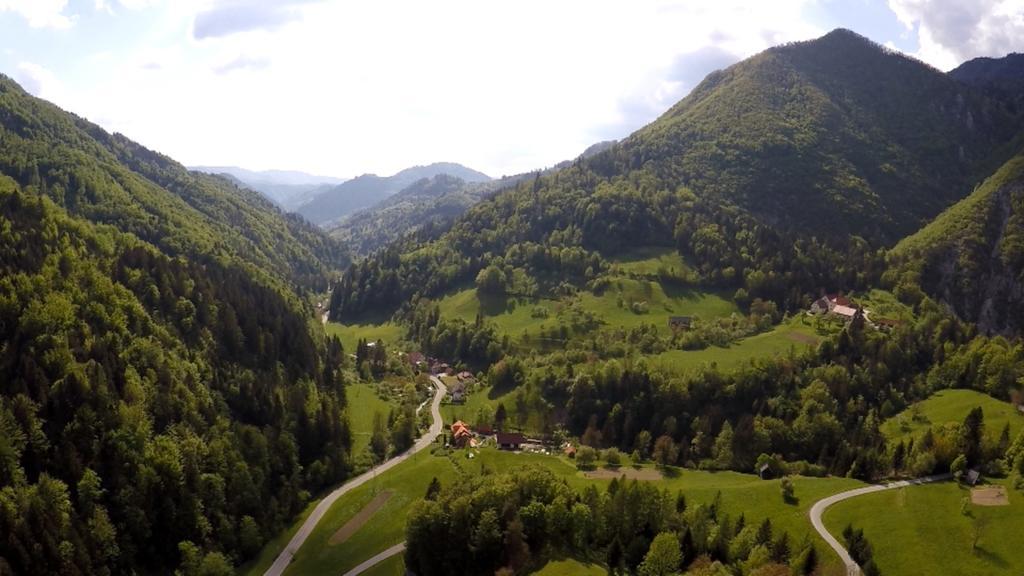 Guest House Gostisce Gacnk V Logu Cerkno Eksteriør bilde