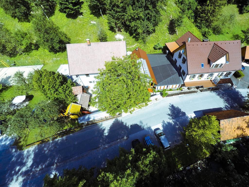 Guest House Gostisce Gacnk V Logu Cerkno Eksteriør bilde